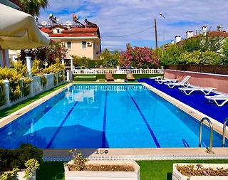 Fethiye Foça'da Denize Yürüme Mesafesinde, Ortak Havuzlu, 1+1 Apart - 2