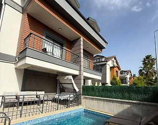 Fethiye Foça'da Denize Yürüme Mesafesinde, Özel Havuzlu, Lüks Villa - 1