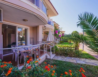 Fethiye Foça'da Merkeze Yakın, Ortak Havuzlu, Rahat Apart - 3