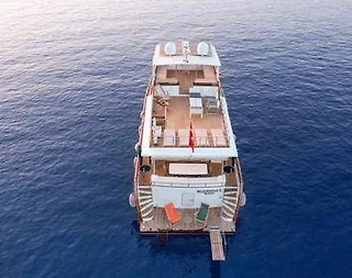 Fethiye Göcek'in Benzersiz Koylarında, 3 Kamaralı, Özel Yapım Motoryat - 5