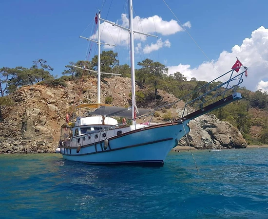 Fethiye Göcek'in Masmavi Sularında, 3 Kamaralı, Konforlu Gulet - 1