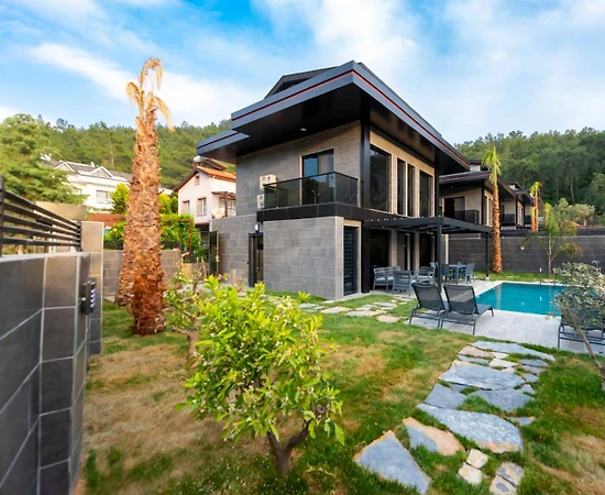Fethiye Göcek'te Denize Yakın, Özel Havuzlu, Konforlu Villa - 1