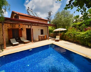 Fethiye Kayaköy'de Doğa İçerisinde, Özel Havuzlu, Ekonomik Villa - 1