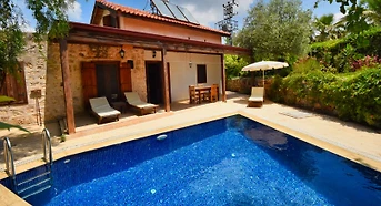 Fethiye Kayaköy'de Doğa İçerisinde, Özel Havuzlu, Ekonomik Villa