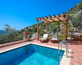 Fethiye Göcek'te Doğa Manzaralı, Özel Havuzlu, Akdeniz Stili Villa - 5