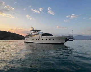 Fethiye Göcek'te Enfes Sularda, 26 Metrelik, Lüks Motoryat - 1
