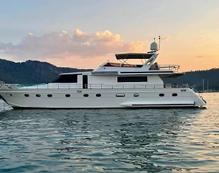Fethiye Göcek'te Enfes Sularda, 26 Metrelik, Lüks Motoryat - 5