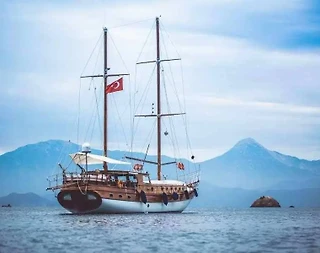 Fethiye Göcek'te Eşsiz Mavilikler İçerisinde, 9 Kişilik, Şık Gulet - 2