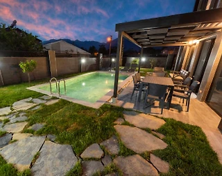 Fethiye Göcek'te Geniş Ailelere Uygun, Özel Havuzlu, 4+1 Villa - 4