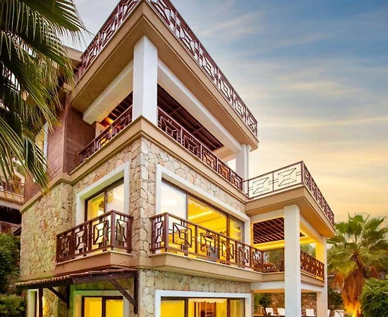 Fethiye Göcek'te Geniş Ailelere Uygun, Özel Havuzlu, 8 Kişilik Villa - 1