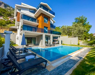 Fethiye Göcek'te Geniş Ailelere Uygun, Özel Havuzlu, Lüks Villa - 2