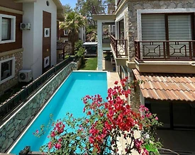 Fethiye Göcek'te Modern Tasarımlı, Özel Havuzlu, Ferah Villa - 2