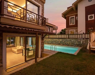 Fethiye Göcek'te Merkeze Yakın, Özel Havuzlu, Bahçeli Villa - 4