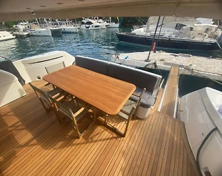 Fethiye Göcek'te Muhteşem Sularda, Lüks Tasarımlı, 8 Kişilik Motoryat - 4