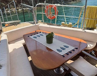 Fethiye Göcek'te Soğuk Sularda, Geniş Ailelere Uygun, Şık Gulet - 4