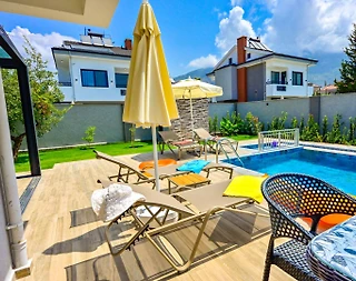 Fethiye Ölüdeniz'de Yeşillikler İçerisinde, Özel Havuzlu, Modern Villa - 5