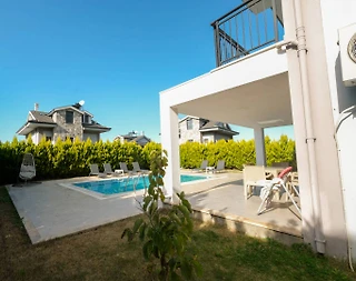Fethiye Ölüdeniz'de Sakin Konumda, Özel Havuzlu, Geniş ve Modern Villa - 4