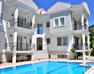 Fethiye Ölüdeniz'de Çekirdek Ailelere Uygun, 4 Kişilik, Kiralık Apart - 1