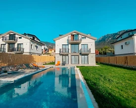 Fethiye Ölüdeniz'de Geniş Bahçeli, Özel Havuzlu, Saunalı, Kiralık Villa - 3