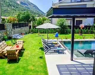Fethiye Ölüdeniz'de Merkezi Konumda, Özel Havuzlu, 8 Kişilik Villa - 2