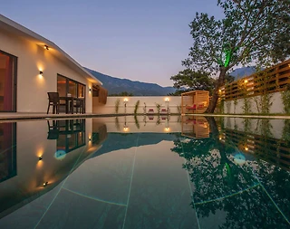 Fethiye Ölüdeniz'de Sakin Konumda, Özel Havuzlu, Modern Villa - 4