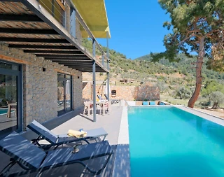 Fethiye Yeşilüzümlü'de Huzurlu Doğada, Özel Havuzlu Kiralık Villa - 2