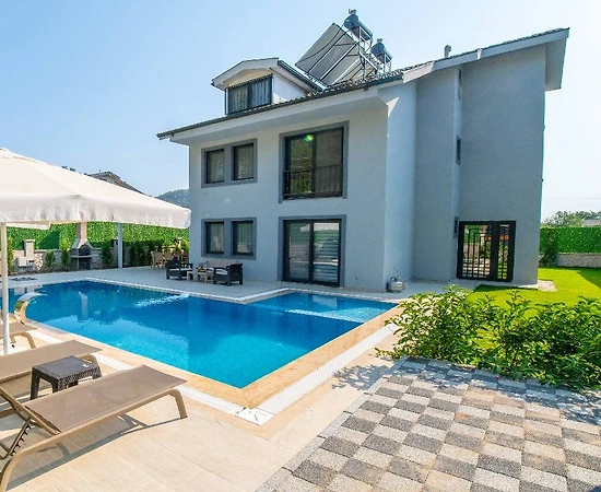 Fethiye İnlice'de Kalabalık Ailelere Uygun, Özel Havuzlu, 6+1 Villa - 1