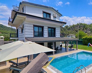 Fethiye İnlice'de Geniş Bahçeli, Özel Havuzlu, 5+1 Kiralık Villa - 3