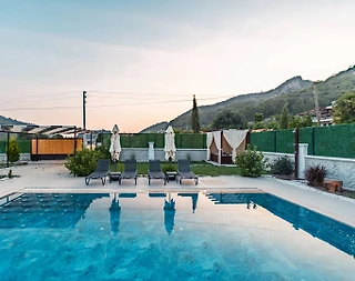 Fethiye İnlice'de Geniş Bahçeli, Özel Havuzlu, Ferah Villa - 2