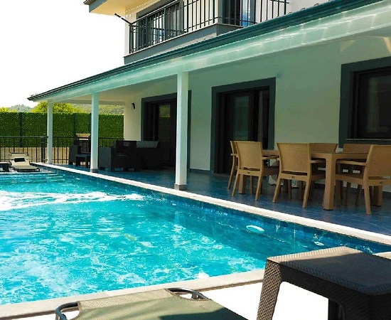 Fethiye İnlice'de Sakin Konumda, Özel Havuzlu, Kiralık Villa - 1