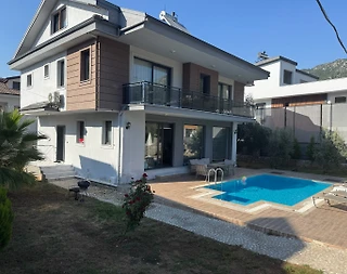 Fethiye Yeşilüzümlü'de Geniş Ailelere Uygun, Özel Havuzlu, 5+1 Villa - 1