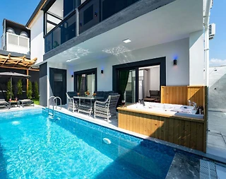 Fethiye Karaçulha'da Sakin Konumda, Özel Havuzlu, Konforlu Villa - 1