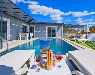 Fethiye Karaçulha'da Çekirdek Ailelere Uygun, Özel Havuzlu, Kiralık Villa - 1