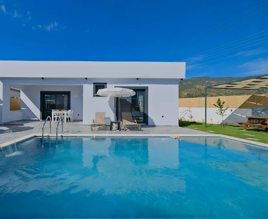 Fethiye Karaçulha'da Enfes Doğa İçerisinde, Özel Havuzlu, Modern Villa - 1
