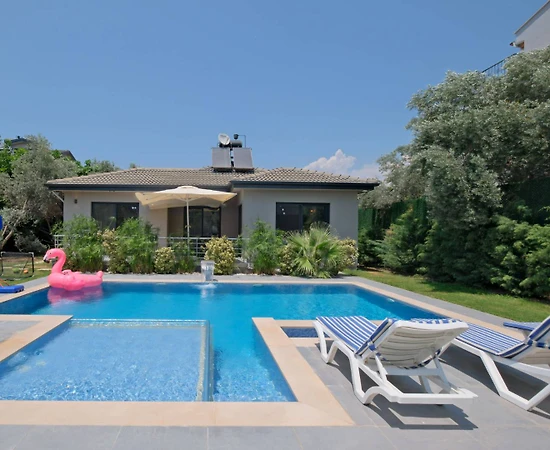 Fethiye Karaçulha'da Başmevkide, Özel Havuzlu, Çift Jakuzili Villa - 1