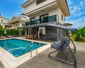 Fethiye Karaçulha'da Çocuk Oyun Alanlı, Özel Havuzlu, Jakuzili Villa - 3