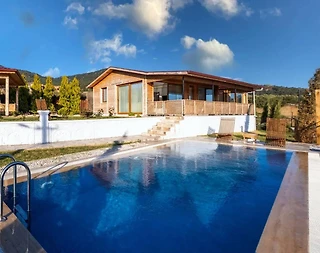Fethiye Karaçulha’da Deniz Manzaralı, Özel Havuzlu, Şık Villa - 1
