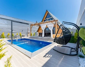 Fethiye Karaçulha'da Doğa İle İç İçe, Özel Havuzlu, Kiralık Bungalov - 2