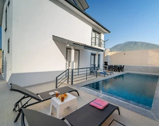 Fethiye Karaçulha'da Elverişli Konumda, Özel Havuzlu, 7 Kişilik Villa - 4