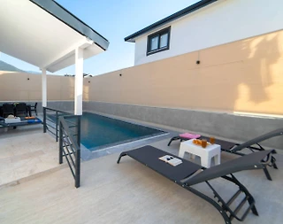 Fethiye Karaçulha'da Elverişli Konumda, Özel Havuzlu, 7 Kişilik Villa - 5
