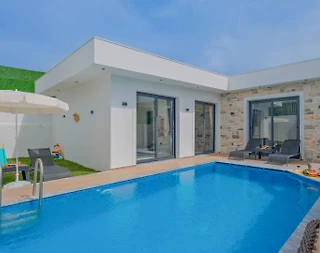 Fethiye Karaçulha'da Merkezi Konumda, Özel Havuzlu, 4 Kişilik Villa - 1