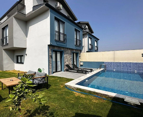 Fethiye Karaçulha'da Modern Tasarımlı, Özel Havuzlu, Kiralık Villa - 1