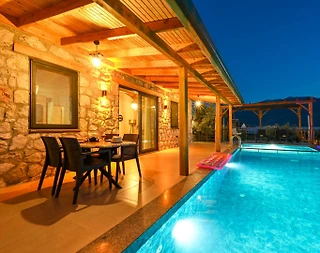 Fethiye Karaçulha'da Korunaklı, Özel Havuzlu, 4 Kişilik Kiralık Villa - 3