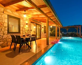 Fethiye Karaçulha'da Korunaklı, Özel Havuzlu, 4 Kişilik Kiralık Villa - 3