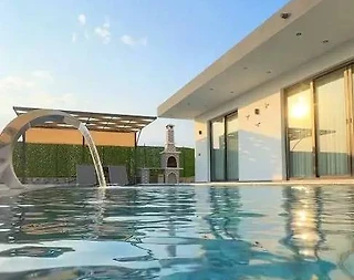 Fethiye Karaçulha'da Merkeze Yakın, Özel Havuzlu, Modern Villa - 5