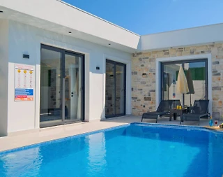 Fethiye Karaçulha'da Merkezi Konumda, Özel Havuzlu, 4 Kişilik Villa - 4