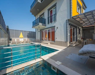 Fethiye Karaçulha'da Modern Tasarıma Sahip, Özel Havuzlu, Şık Villa - 1