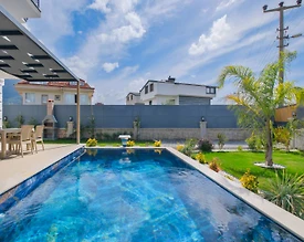 Fethiye Karaçulha'da Modern Tasarımlı, Özel Havuzlu, Bahçeli Villa - 2