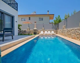Fethiye Karaçulha'da Sakin Konumda, Özel Havuzlu, Geniş Villa - 2