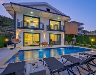 Fethiye Karagedik'te Doğa İçerisinde, Özel Havuzlu, Modern Villa - 1
